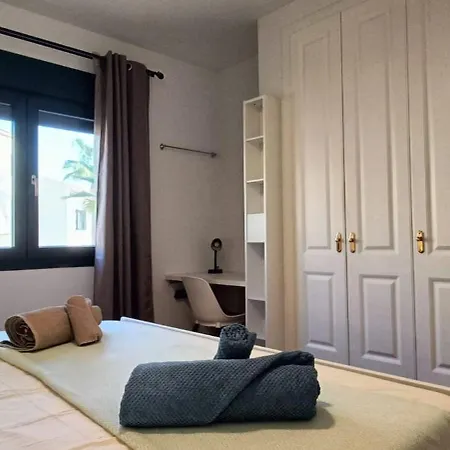 Bellamar 1, 32 Апартаменты
